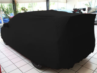 Schwarzes AD-Cover® Stretch mit Spiegeltaschen für Subaru Impreza IV bis 2018