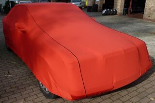 Vollgarage Mikrokontur® Rot mit Spiegeltaschen für Mercedes E-Klasse (W124) Lim., Coupe & Cabrio