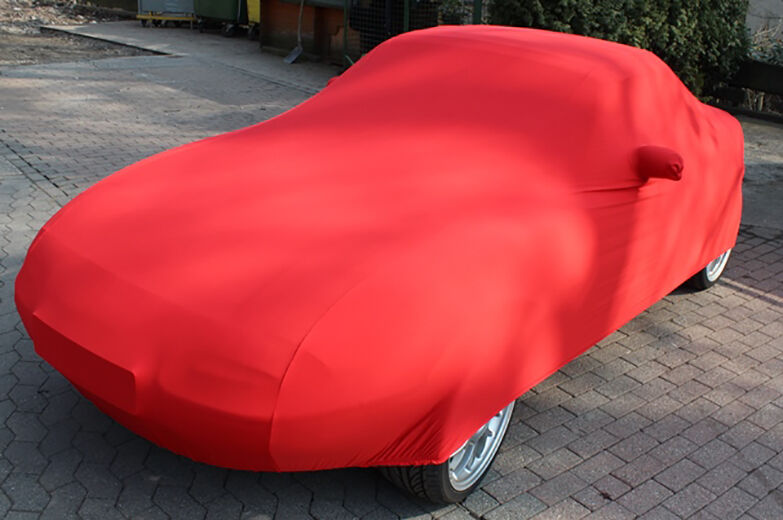 Mazda MX-5: Hardtop-Autoschutzhülle mit Aufbewahrungswagen