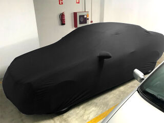 Passgenaue schwarze Vollgarage für Mercedes AMG GT & GTS