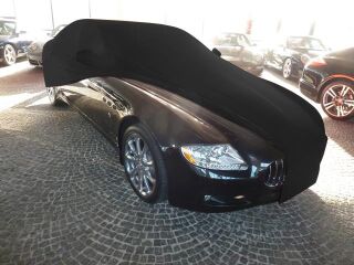 Black AD-Cover ® Mikrokuntur with mirror pockets for Maserati Quattroporte V
