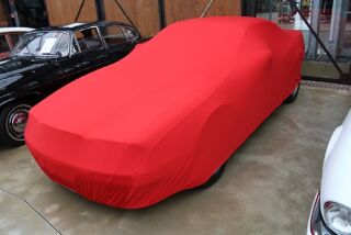 Rotes AD-Cover für Aston Martin Virage